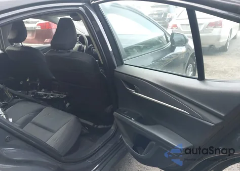 2025 Toyota Camry Le z USA, uszkodzony, nr VIN 4T1DAACK4SU167731